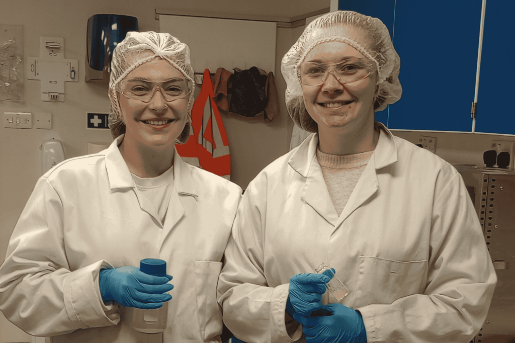 dawn and kirsten in the lab